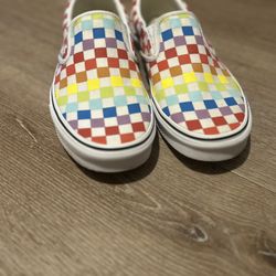 VANS Rainbow Checkered Slip-On Sneakers, Size 10