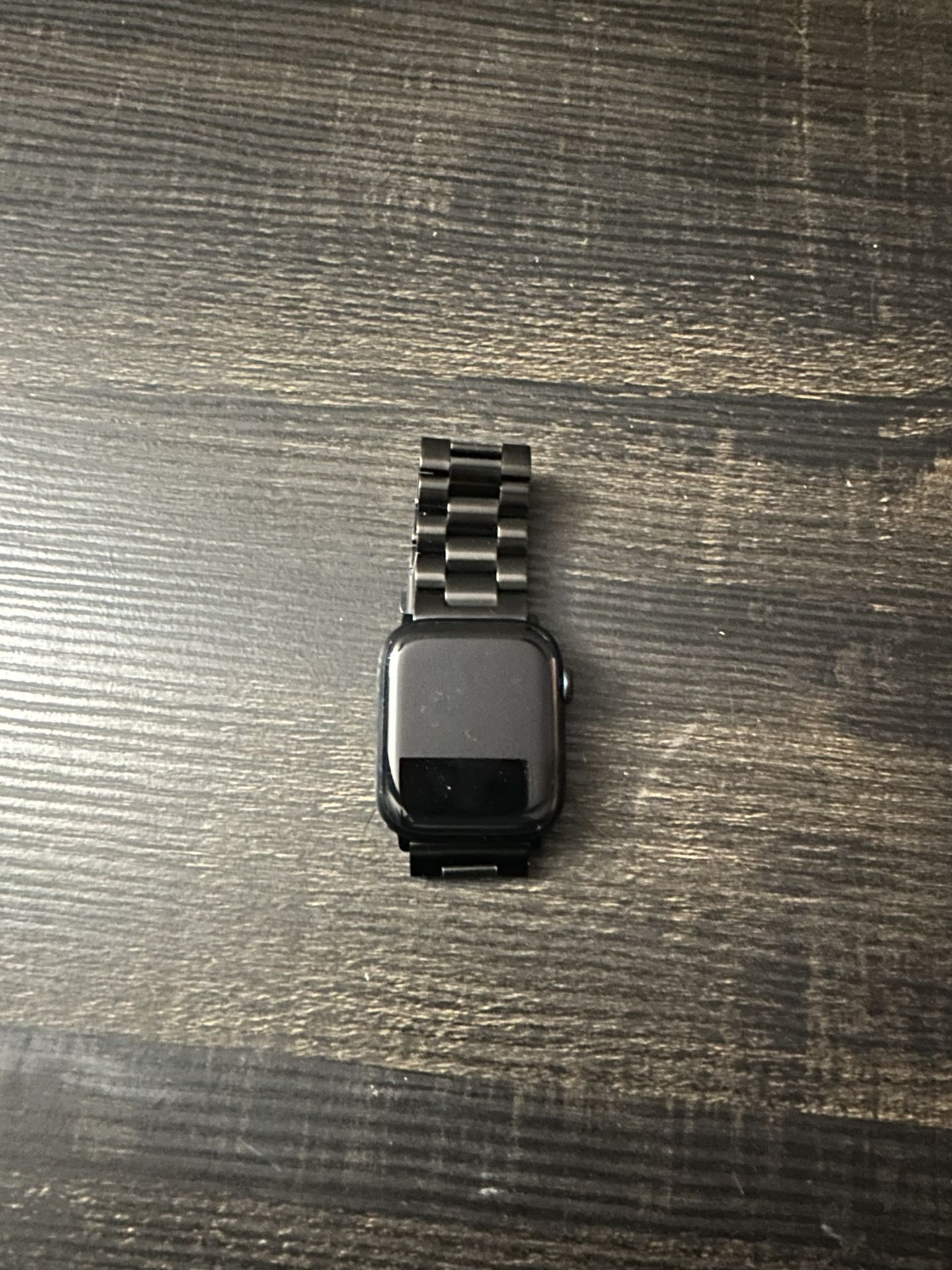 Apple Watch 8 45mm