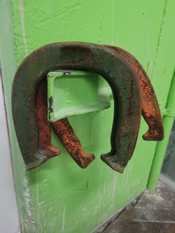 (8) HORSESHOES DOUBLE RINGER TEAM SET