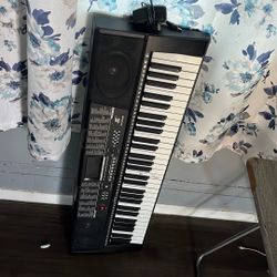 Piano Keyboard 