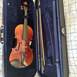 Carlo Robelli Violin With Blue Velvet Case 