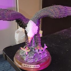 eagle statue 