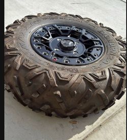 New 2023 can am x3 Rr rims and tires