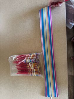 24 ct Striped Paper Streamers