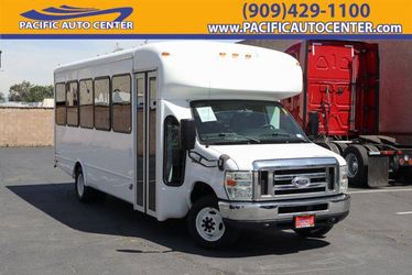 2014 Ford E-450 Cutaway