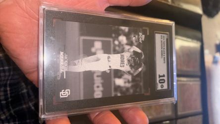 Jackson Merrill 2024 SGC grade 10 GM tops rookie card