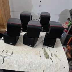 5 BOSE SPEAKERS 