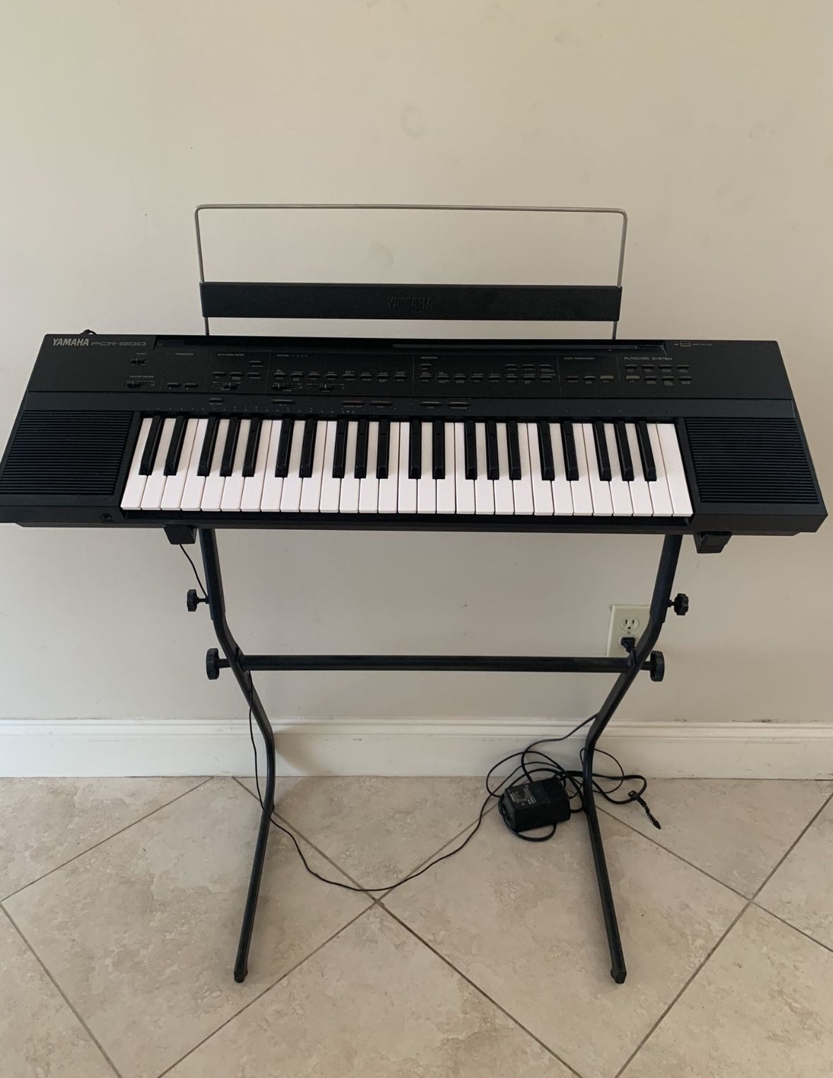 Yamaha PCR800 Keyboard and Stand 90 or Best Offer for Sale in Fort