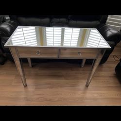 Mirrored Drawer Table