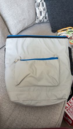 Insulated backpack
