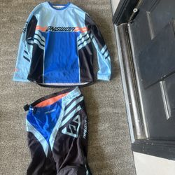 Answer racing dirt bike gear