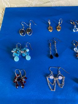 12 pr. Earrings, with semi precious stones