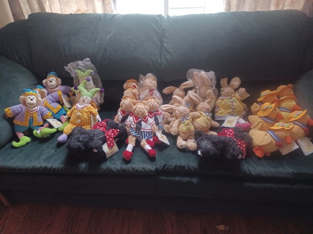 Mary Englebreit Cuties Plush Stuffed Animals By ENESCO From $6 To $10 Essch