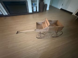 Giatex Decorative Wood Wagon Garden Planter 24.5x13.5x24 Natural