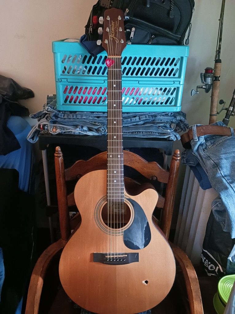 Jasmine Model S34C Acoustic Guitar