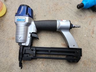 Staple Gun
