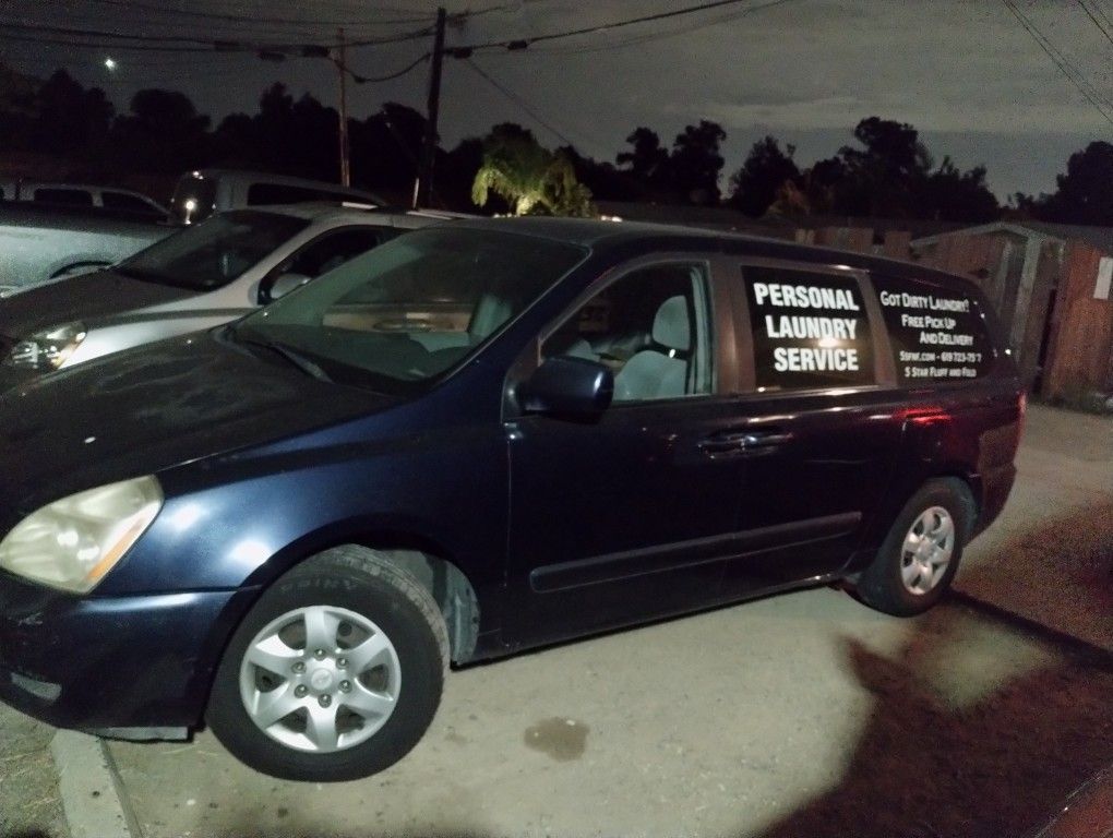 2007 Kia Sedona 