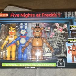 [Target Exclusive] Five Nights At Freddy's Bonnie, Freddy, Chica, Mangle 4 Pack $65