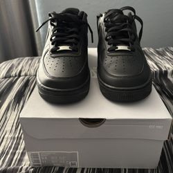 Nike Air-force 1 Size 9.5