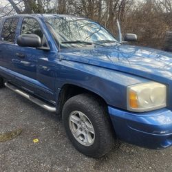 2006 Dodge Dakota Laramie 4x4 4Door 3.7 MONEY MAKER
