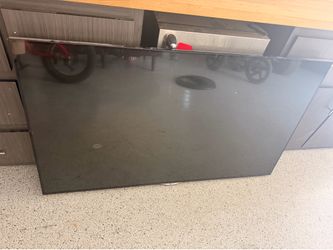 60” LG TV