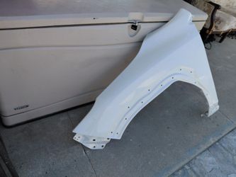 2024 - 2025 SUBARU CROSSTREK LEFT FENDER DRIVER SIDE GENUINE USED OEM.  Y2