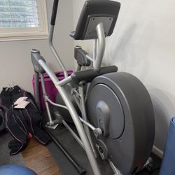 Cybex 350A Arc Trainer Elliptical