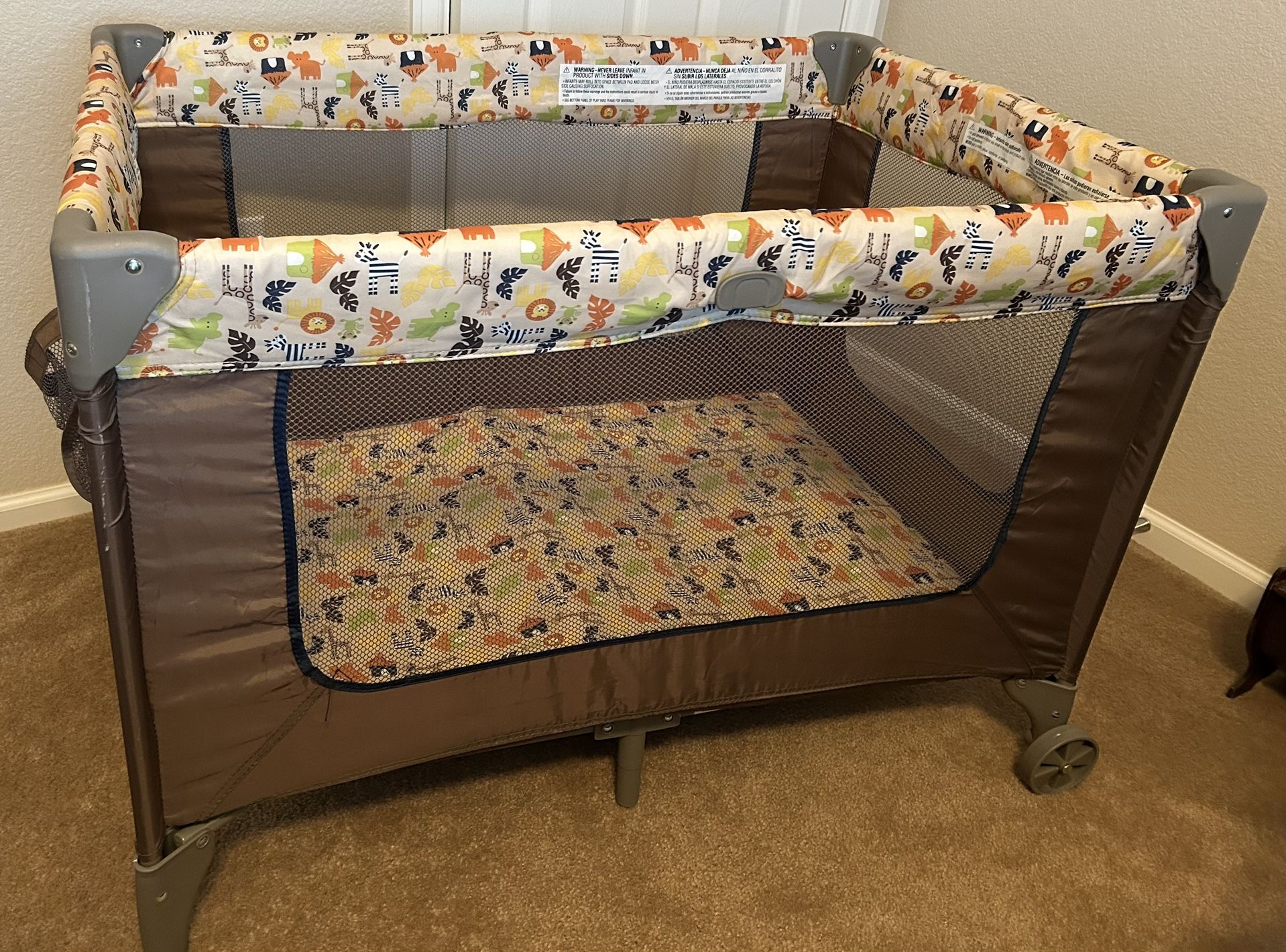 Crib Stroller High Chair - Baby Equipment 3 Items - Portable Crib, Folding Stroller, Folding high Chair