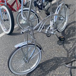 Bicycle Stingray, All Chrome Black Seat, Sissy Bar, Chrome Handlebars Chrome Forks, Bike Show Special