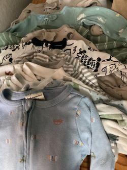 Baby clothes 0-3 months