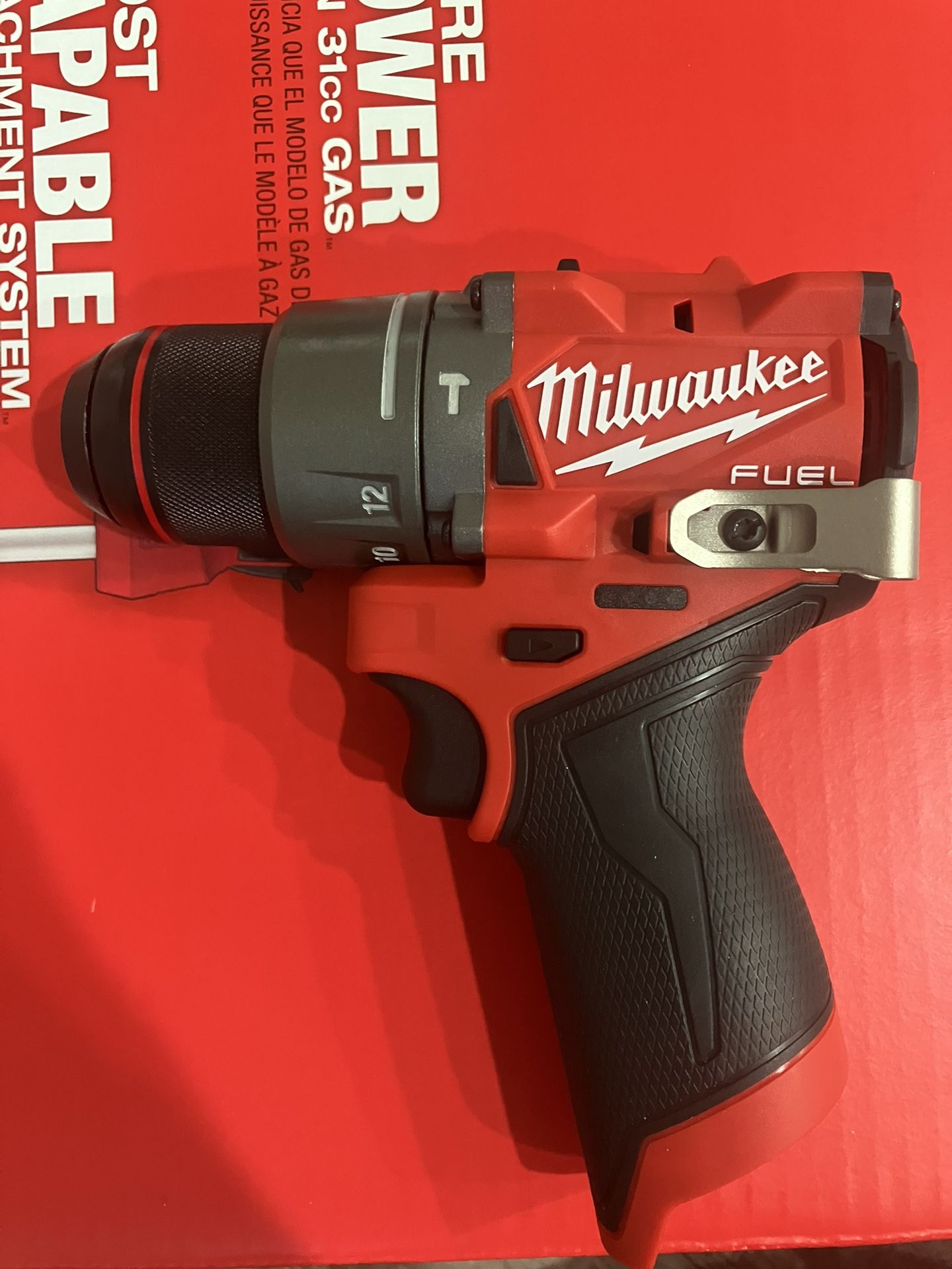 Milwaukee M12 Hammer Drill 