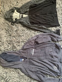 Sweatshirts Express and Reebok Chicago Bears