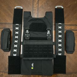 Trex Arms AC1 Plate Carrier Black with Ferro Concepts & Spiritus Systems