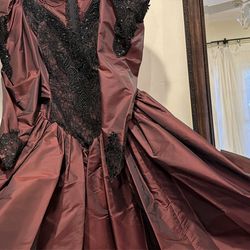 One of a kind, Designer dress from the 1980s, beautiful Lemay and lace by well-known Lennie Barin costume, designer, and clothing, designer of the sta