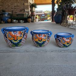 Talavera Turquoise Rim Small Clay Pots Set. Planters,Plants, Pottery. $70 cada set de 3