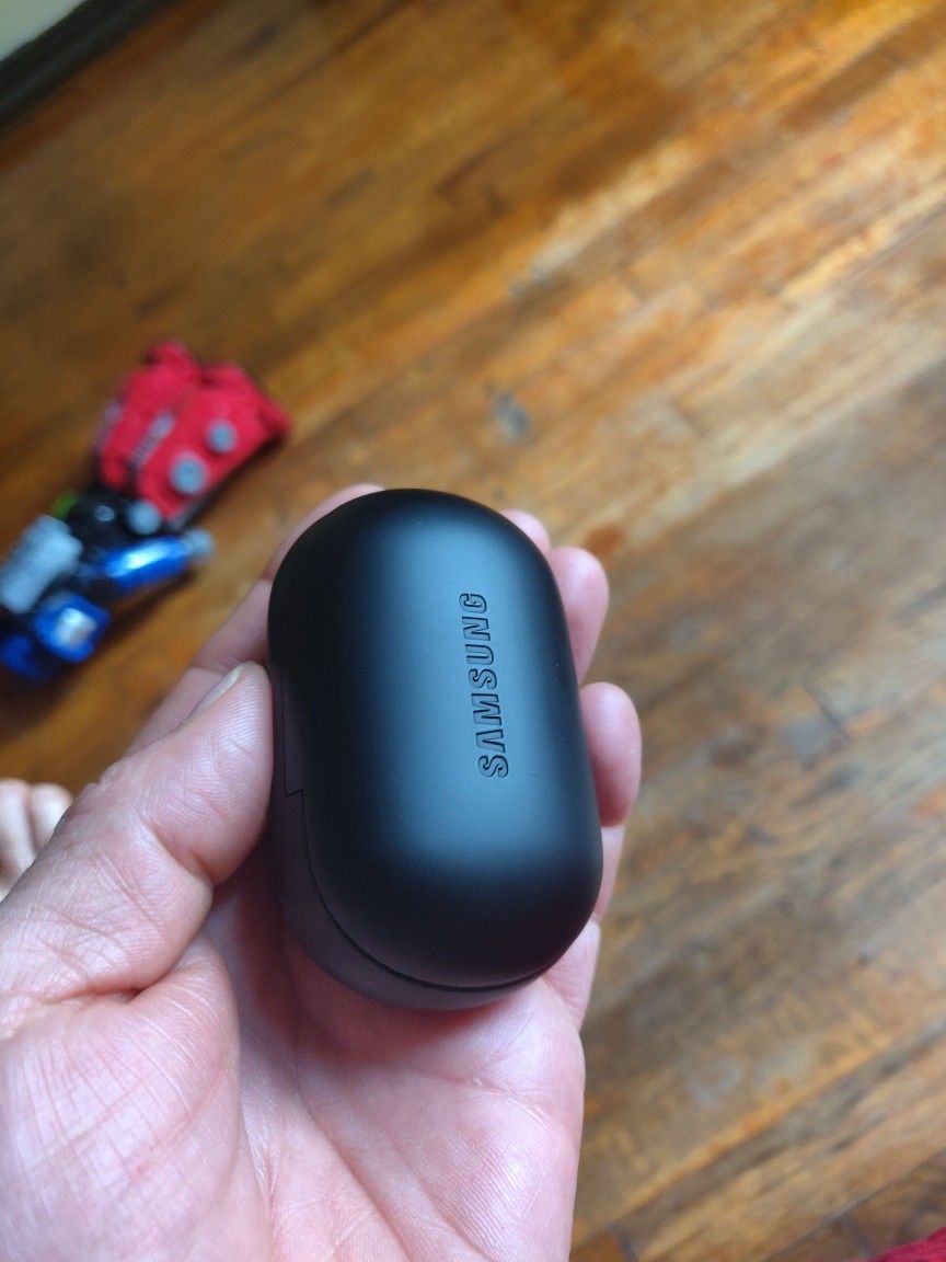 Samsung Gear Iconx Wireless Headphones