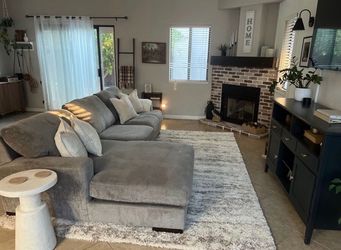 Gray Fabric Sectional Sofa with Chaise