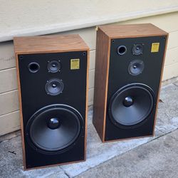 JENSEN home Stereo Speakers 