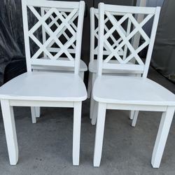 4 Dinning Side Chairs 