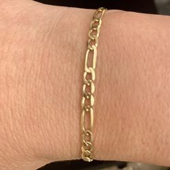 14k Gold Fígaro Bracelet 