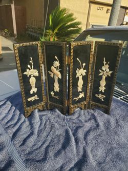 Vintage Chinese black lacquer 4 panel table  Screen mother of pearl inlay