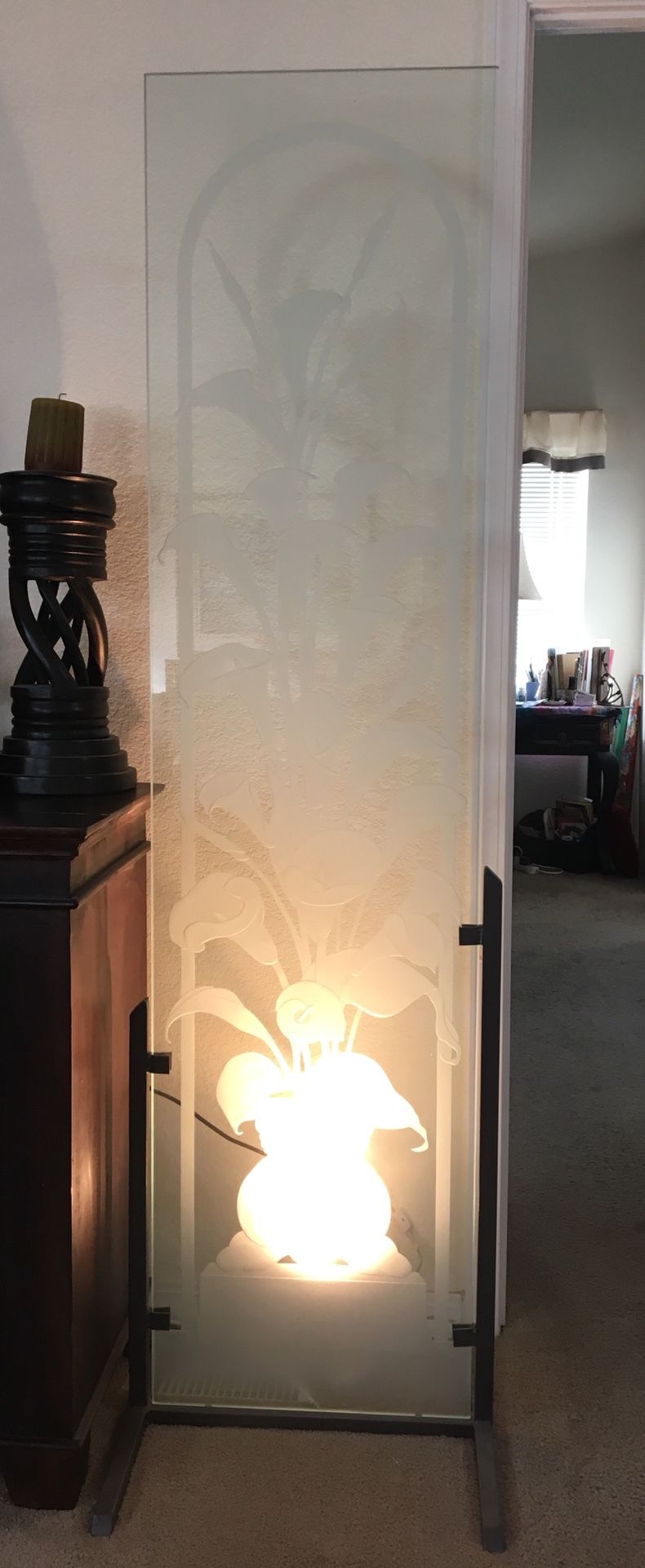 Lamp, Glass Tower Decor, Screen
