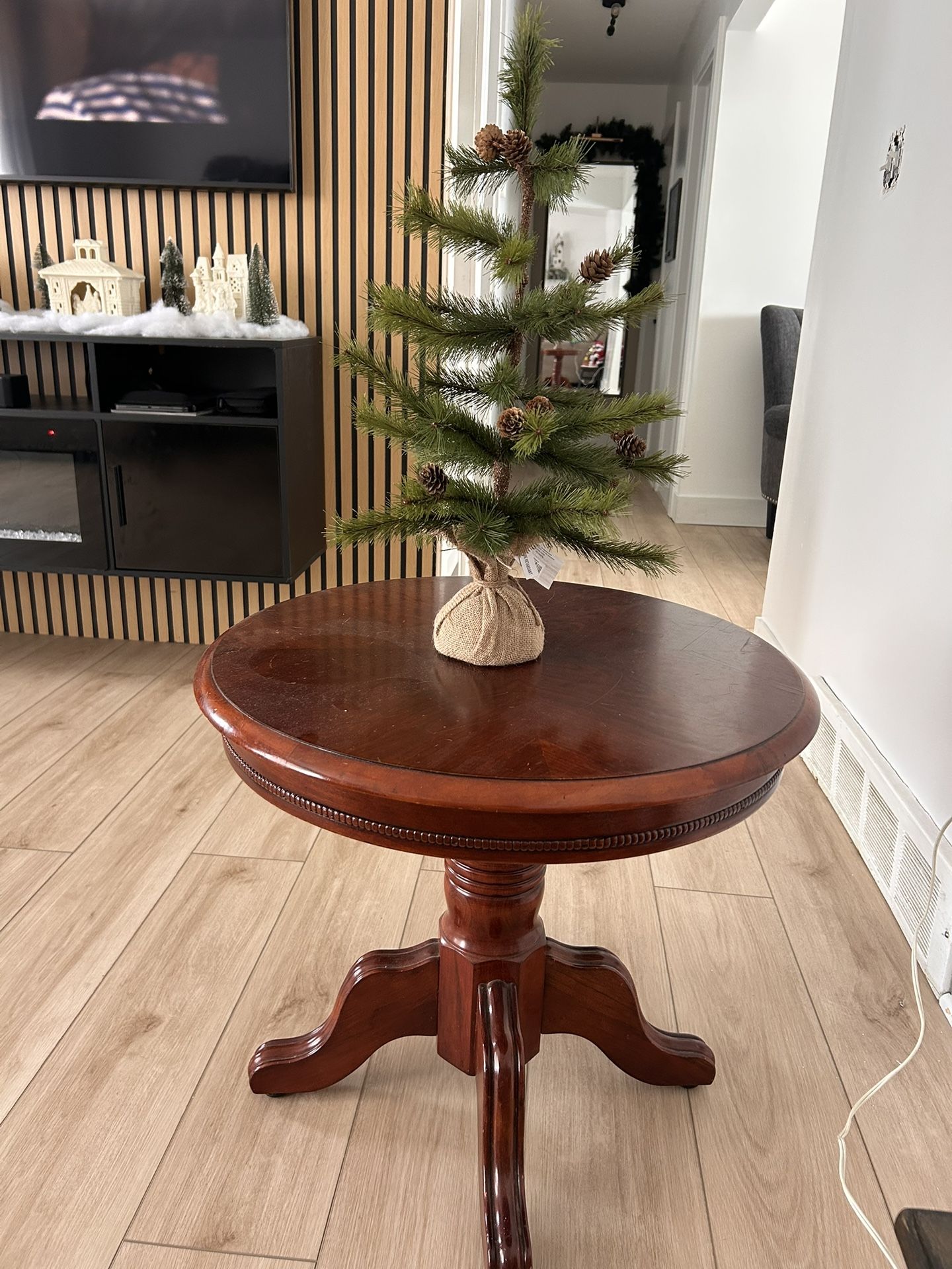 wood side coffee table