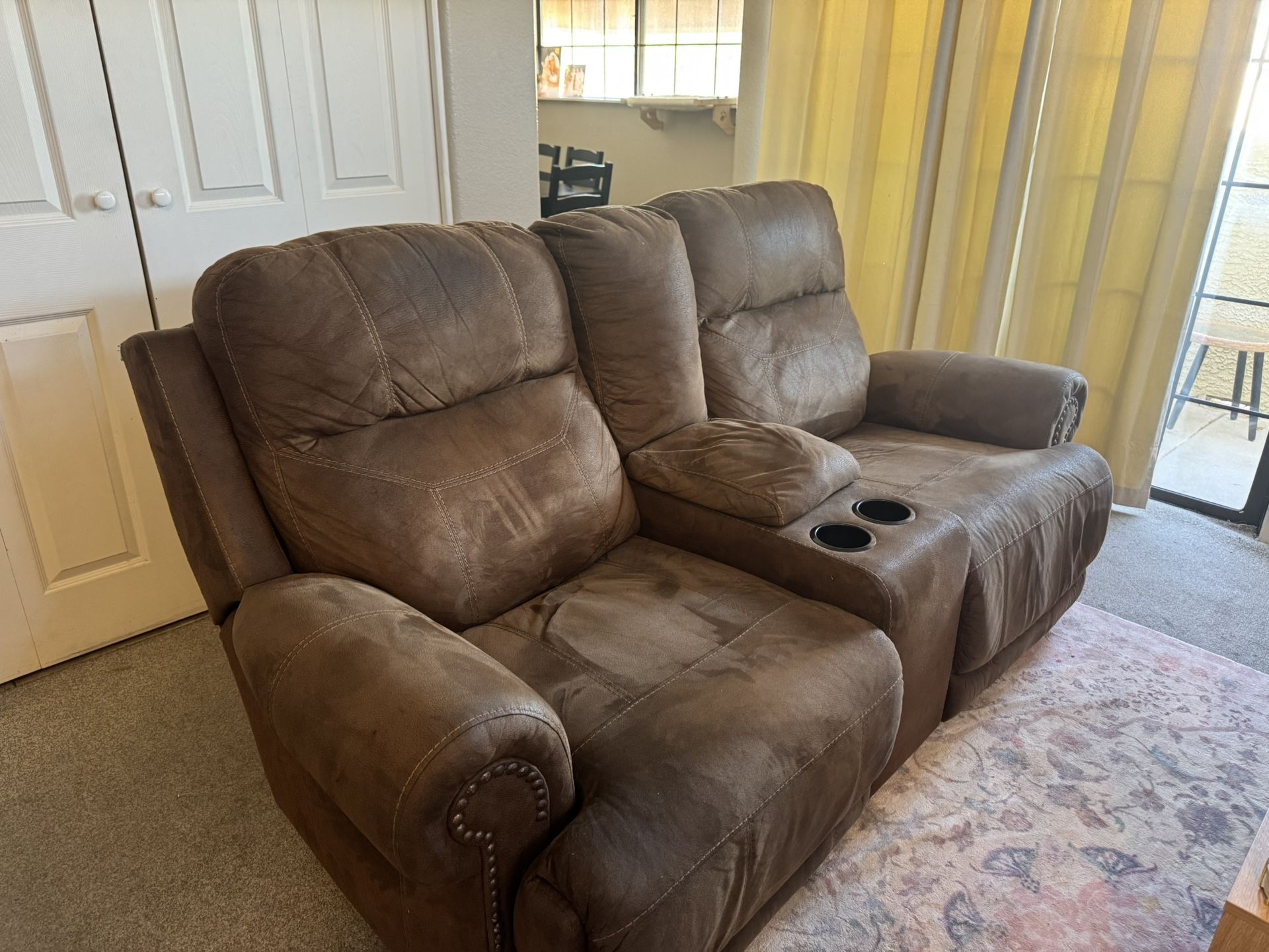 Double Recliner With Cup Holders And Storage