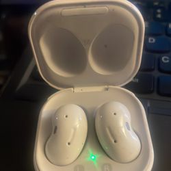 Samsung galaxy Live Buds, Crystal pearl white color,  used Not Even A handful Of Times, .