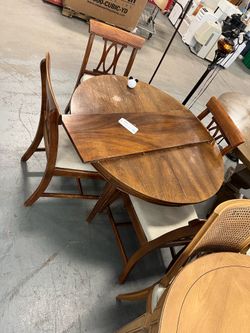 Vintage round wood dining table and chairs (in store)