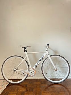 Aventon Mataro | Single Speed | 52CM | Road Bike