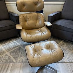 Leather Eames-style Lounge Chair