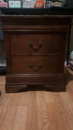 Drawer + mini seat