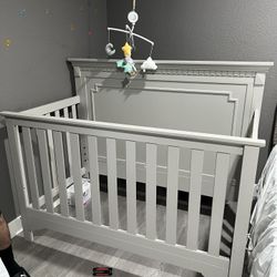 baby crib